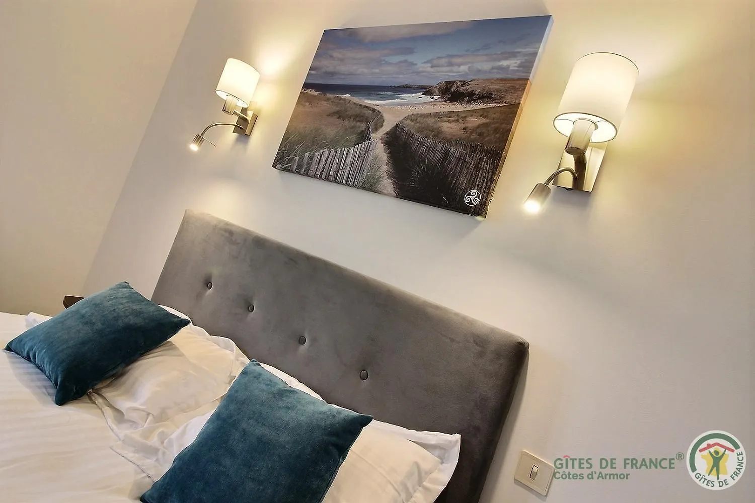 Le Gite A L'Entree De Kergonan Camlez Tatil Evi